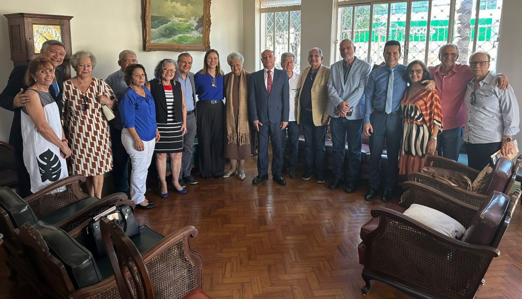 Reunião dos Acadêmicos